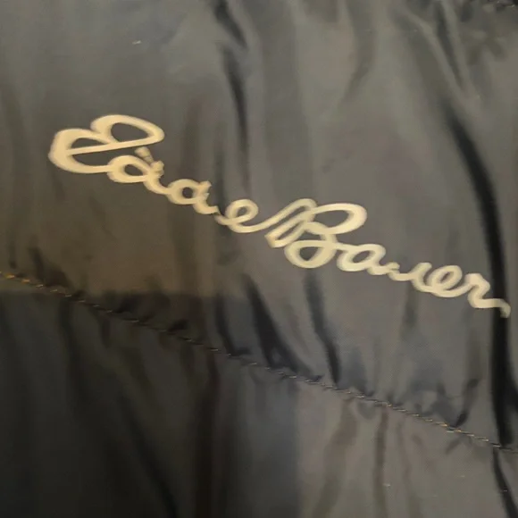 Eddie Bauer Men's Black and Orange Puffer Jacket 2XL - Picture 3 of 8